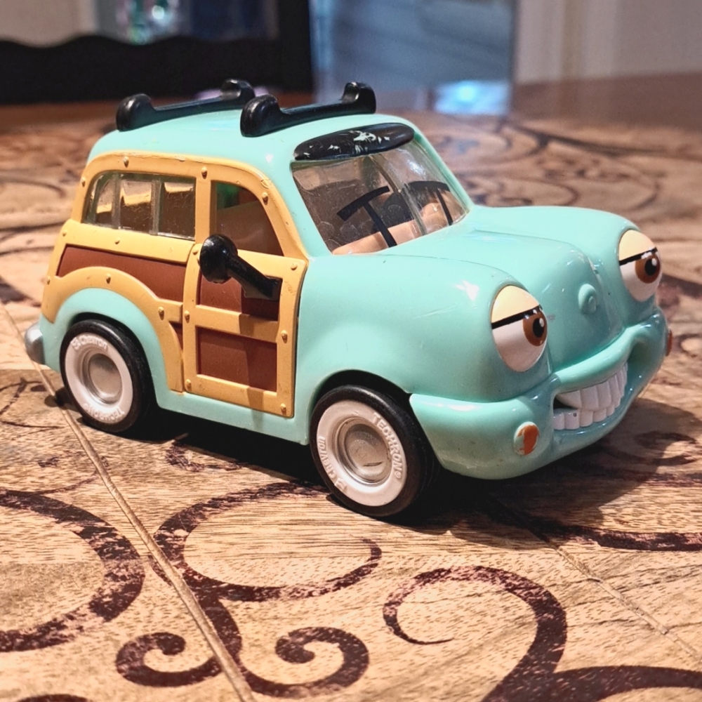 Chevron vintage Woody Wagon